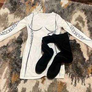 Short White BodyCon Dress With Sleeves